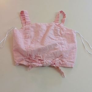 Girls runner crop! Shirt! Small firs like 6